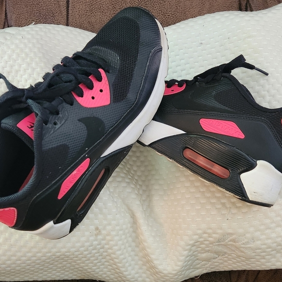 RARE Nike 2017 Unisex Air Max 6.5Y - Picture 4 of 13